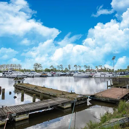 Дом отдыха Near Marina, Cleaning Included Ньивпорт