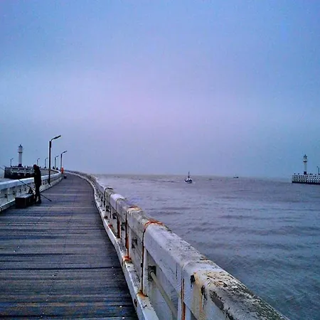Near Marina, Cleaning Included Дом отдыха
